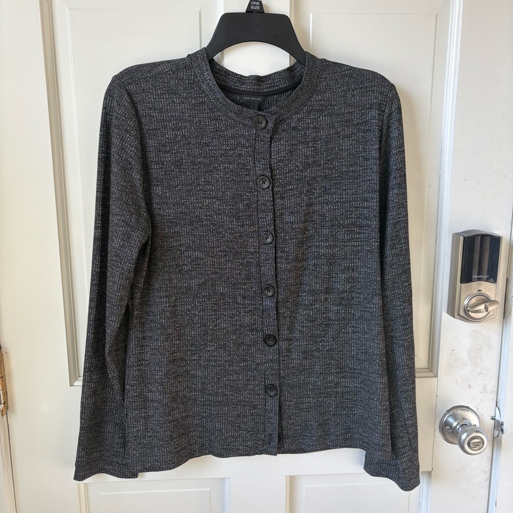 ANN TAYLOR Silky Charcoal Heather Gray Button-Down Cardigan Top Size L